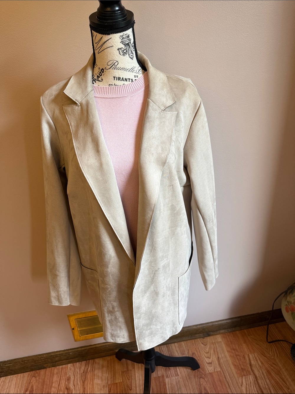 PRMISE TAN FAUX LEATHER OPEN FRONT JACKET. NWTS